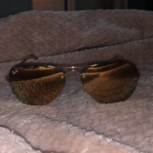 Lightly used gold, ray ban, aviator sunglasses!